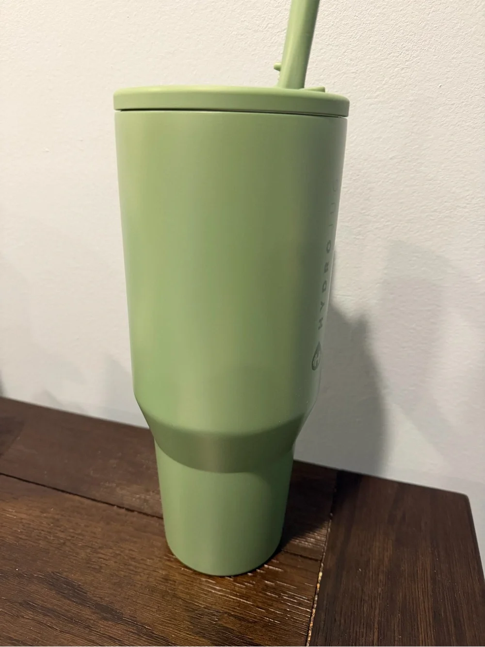 HydroJug Travel Tumbler in Sage Green 40oz
